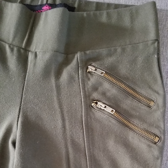 Skinny pants - Picture 2 of 3